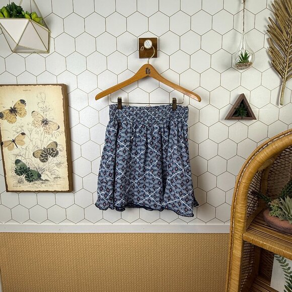 Old Navy Dresses & Skirts - Old Navy Blue Geometric Print Elastic-Waist Mini Skirt - Size - Medium